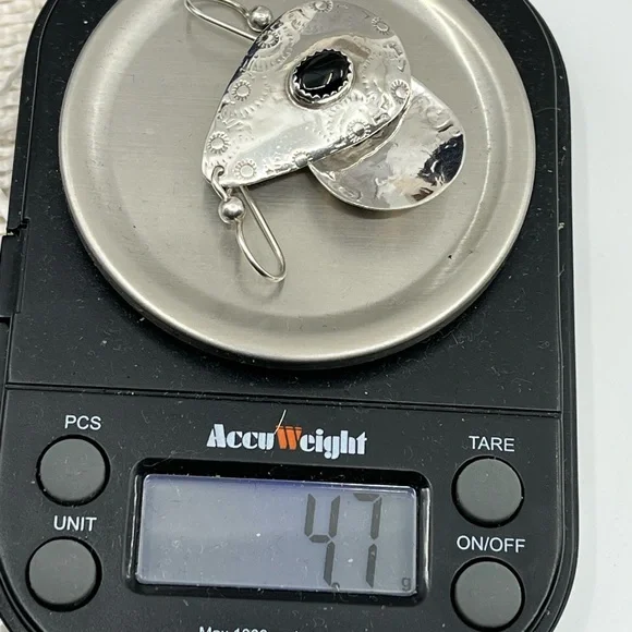 90's Vintage Sterling Silver Teardrop Dangle Earrings with Black Onyx Stone - Picture 4 of 15